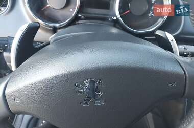 Внедорожник / Кроссовер Peugeot 3008 2010 в 