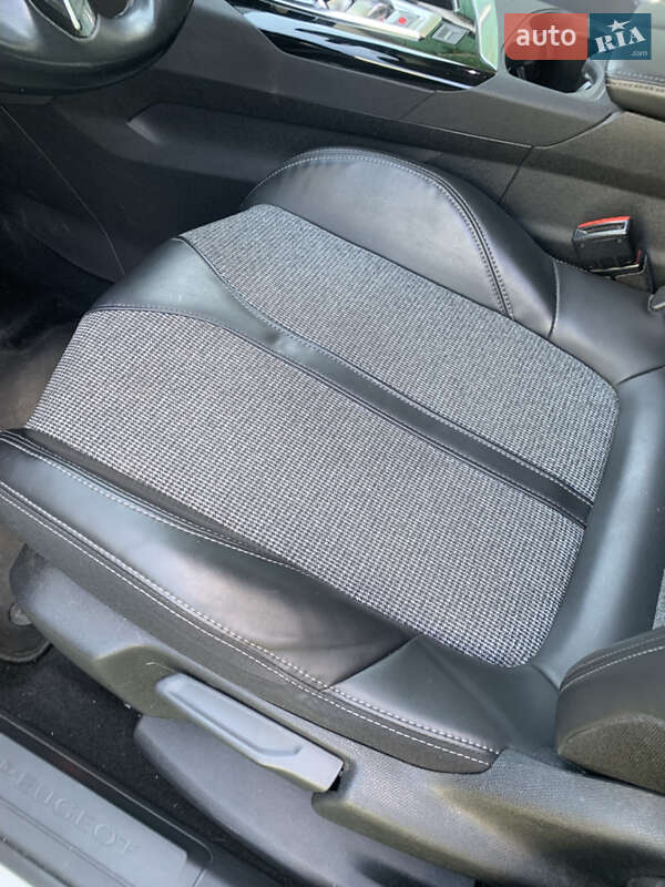 Позашляховик / Кросовер Peugeot 3008 2018 в Жидачові фото 8 Позашляховик / Кросовер Peugeot 3008 2018 в Жидачові