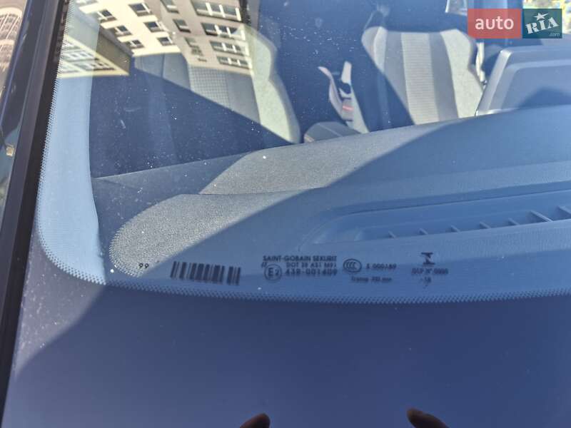 Позашляховик / Кросовер Peugeot 3008 2018 в Львові