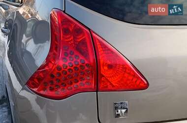 Внедорожник / Кроссовер Peugeot 3008 2012 в 