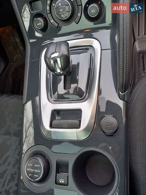 Позашляховик / Кросовер Peugeot 3008 2012 в Коломиї