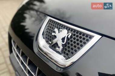 Внедорожник / Кроссовер Peugeot 3008 2011 в Самборе