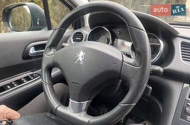 Внедорожник / Кроссовер Peugeot 3008 2011 в Самборе