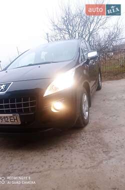 Внедорожник / Кроссовер Peugeot 3008 2011 в Луцке