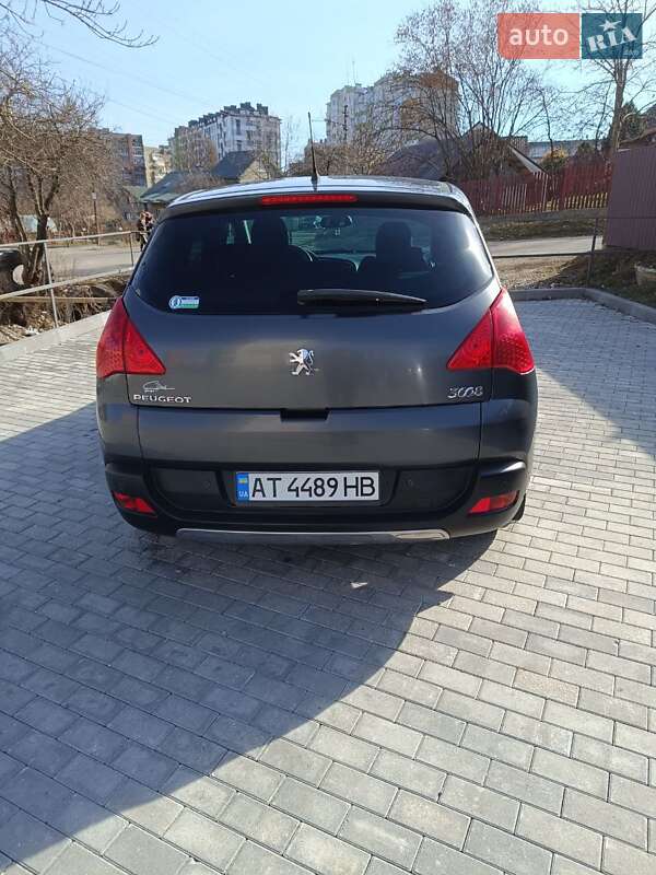 Внедорожник / Кроссовер Peugeot 3008 2012 в Ивано-Франковске