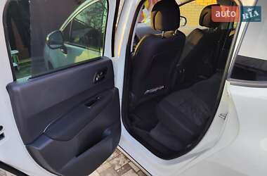 Внедорожник / Кроссовер Peugeot 3008 2011 в 