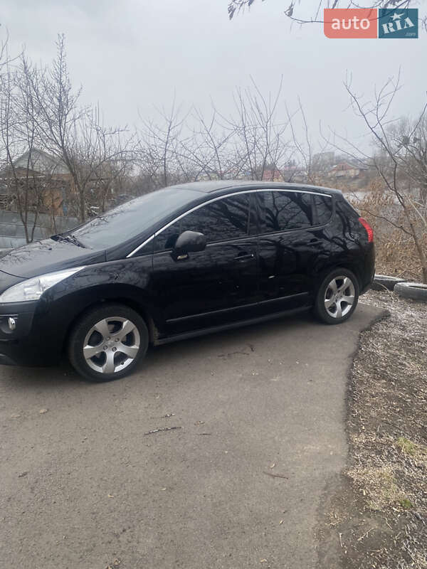 Внедорожник / Кроссовер Peugeot 3008 2009 в Калиновке