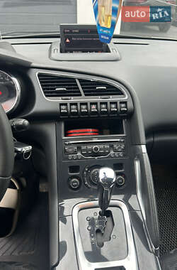 Позашляховик / Кросовер Peugeot 3008 2010 в 