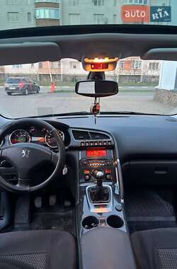 Внедорожник / Кроссовер Peugeot 3008 2009 в 
