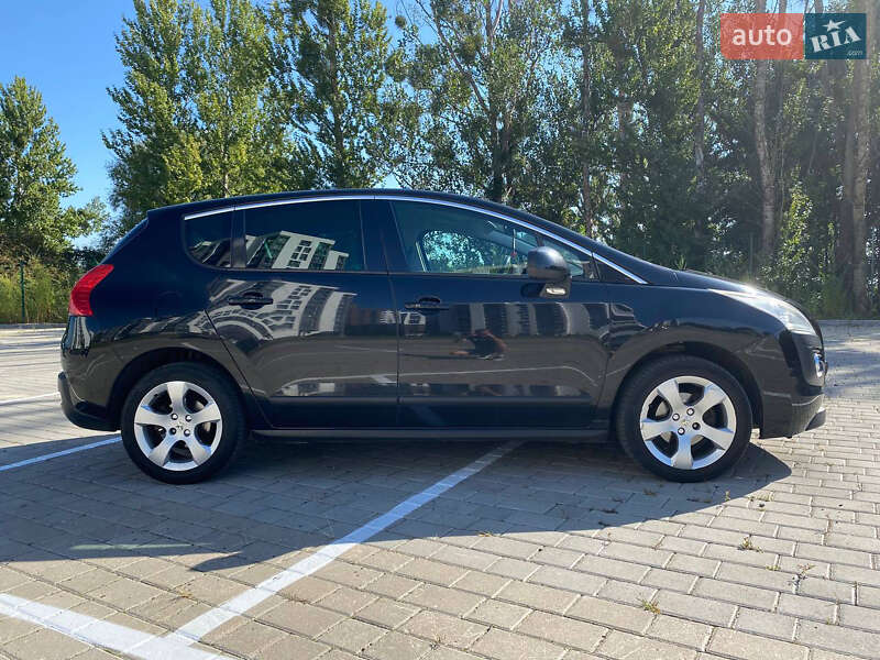 Внедорожник / Кроссовер Peugeot 3008 2012 в Луцке