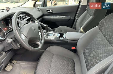 Позашляховик / Кросовер Peugeot 3008 2015 в 