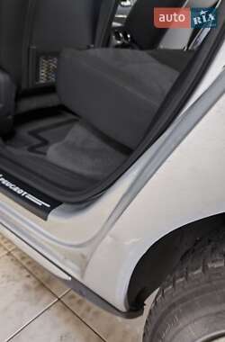Внедорожник / Кроссовер Peugeot 3008 2011 в 