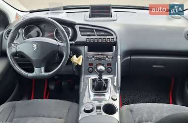 Позашляховик / Кросовер Peugeot 3008 2012 в 