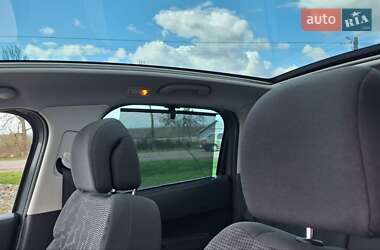 Позашляховик / Кросовер Peugeot 3008 2012 в 