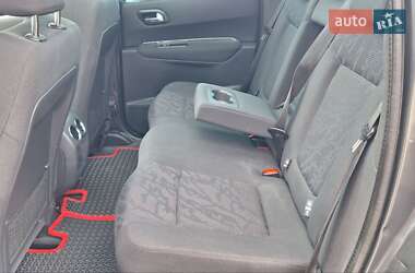 Позашляховик / Кросовер Peugeot 3008 2012 в 