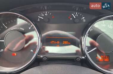 Позашляховик / Кросовер Peugeot 3008 2012 в 