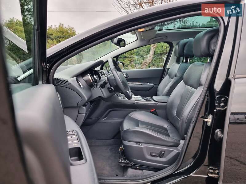 Позашляховик / Кросовер Peugeot 3008 2011 в Хмельницькому