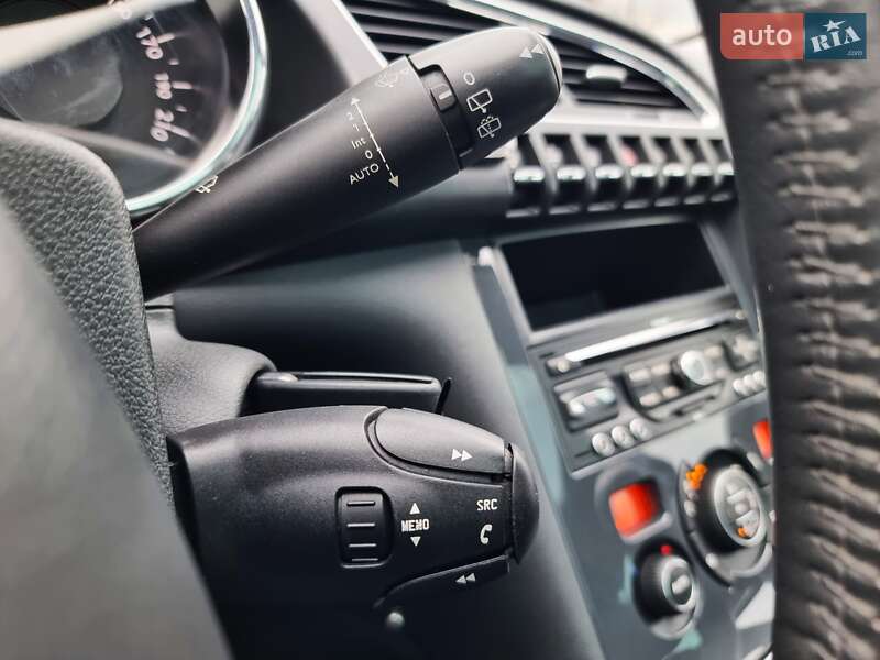Позашляховик / Кросовер Peugeot 3008 2011 в Хмельницькому