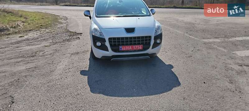 Позашляховик / Кросовер Peugeot 3008 2010 в 