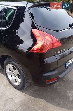 Внедорожник / Кроссовер Peugeot 3008 2010 в 