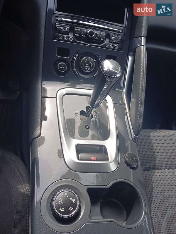 Позашляховик / Кросовер Peugeot 3008 2010 в Рівному