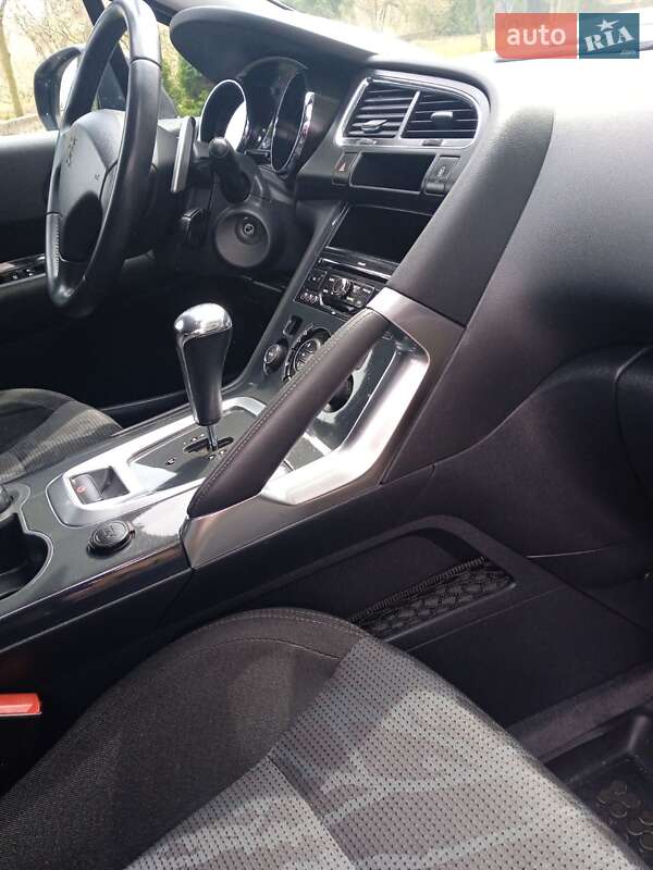 Позашляховик / Кросовер Peugeot 3008 2010 в Рівному