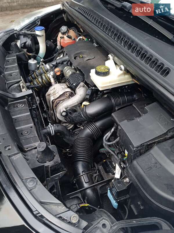 Позашляховик / Кросовер Peugeot 3008 2010 в Рівному