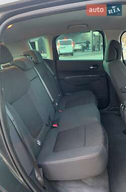Внедорожник / Кроссовер Peugeot 3008 2015 в 