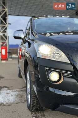 Внедорожник / Кроссовер Peugeot 3008 2010 в 