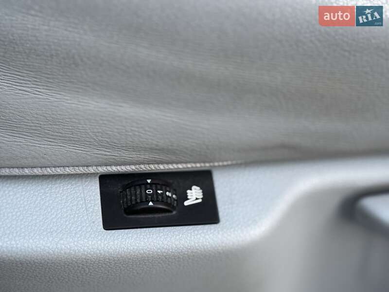 Внедорожник / Кроссовер Peugeot 3008 2010 в Староконстантинове