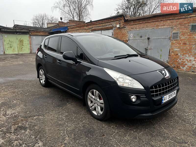 Позашляховик / Кросовер Peugeot 3008 2009 в 