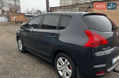 Позашляховик / Кросовер Peugeot 3008 2009 в 
