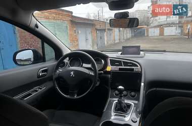 Позашляховик / Кросовер Peugeot 3008 2009 в 