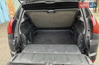 Позашляховик / Кросовер Peugeot 3008 2009 в 