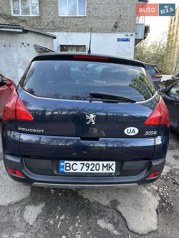 Позашляховик / Кросовер Peugeot 3008 2011 в Львові фото 5 Позашляховик / Кросовер Peugeot 3008 2011 в Львові