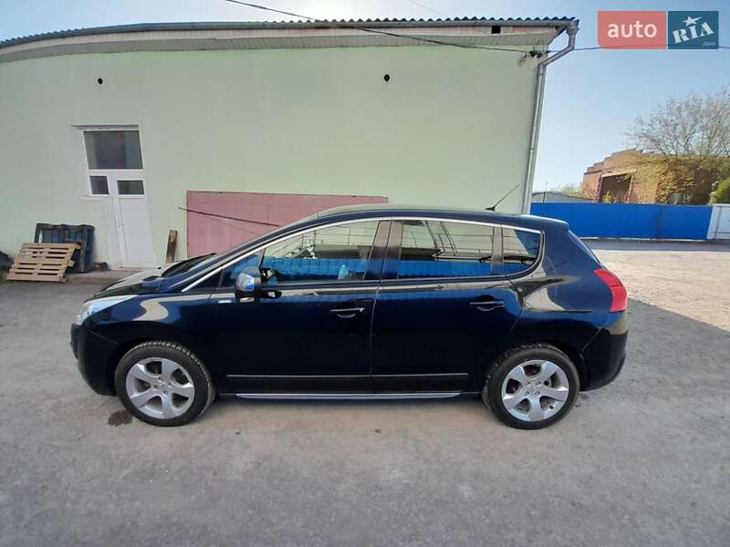 Внедорожник / Кроссовер Peugeot 3008 2012 в Каменец-Подольском