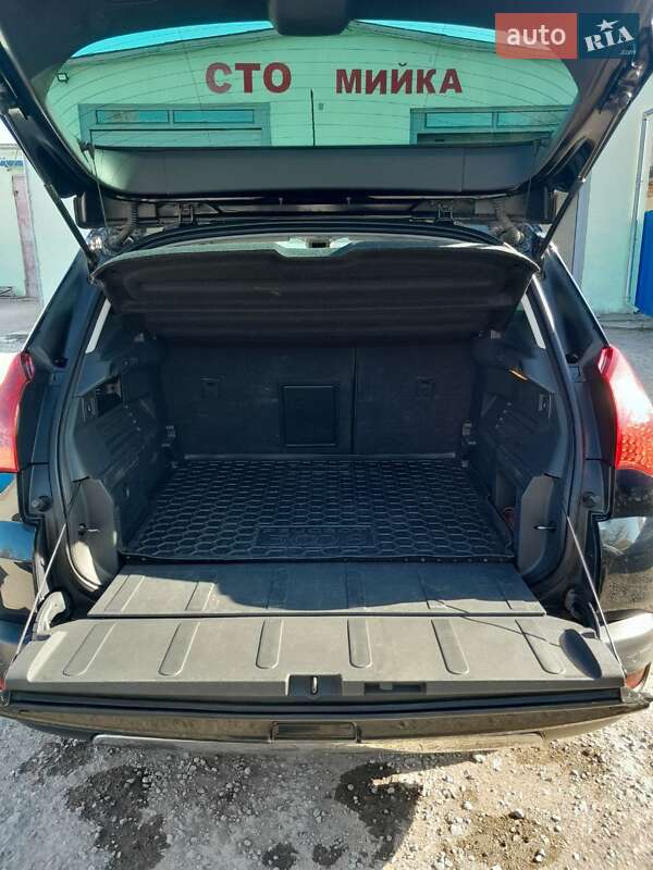 Внедорожник / Кроссовер Peugeot 3008 2012 в Каменец-Подольском