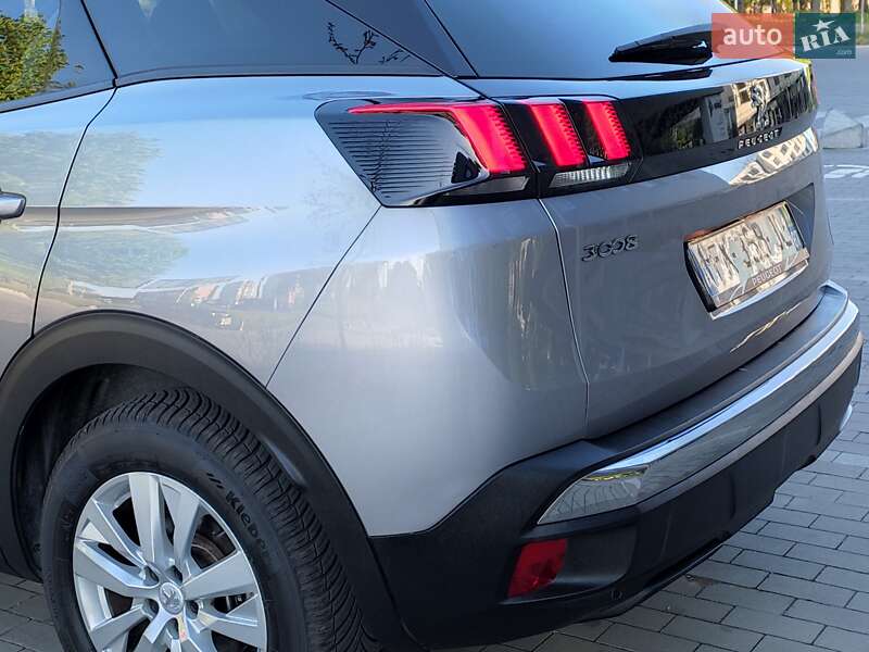 Позашляховик / Кросовер Peugeot 3008 2019 в Рівному