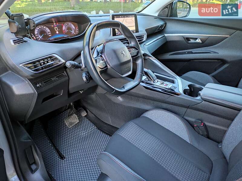 Позашляховик / Кросовер Peugeot 3008 2019 в Рівному