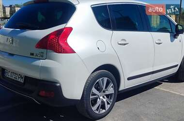 Внедорожник / Кроссовер Peugeot 3008 2013 в 