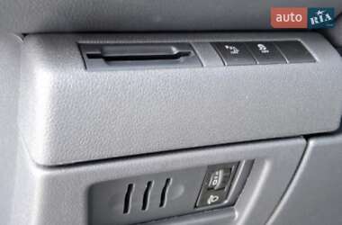 Внедорожник / Кроссовер Peugeot 3008 2013 в 