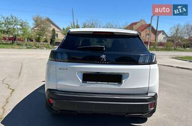Внедорожник / Кроссовер Peugeot 3008 2021 в 