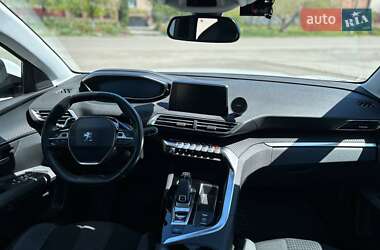 Внедорожник / Кроссовер Peugeot 3008 2021 в 