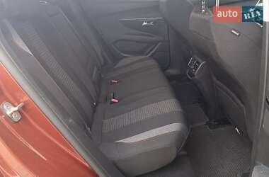 Внедорожник / Кроссовер Peugeot 3008 2018 в 