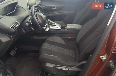Внедорожник / Кроссовер Peugeot 3008 2018 в 