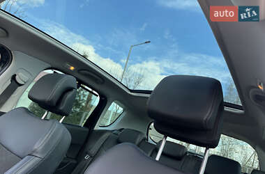 Позашляховик / Кросовер Peugeot 3008 2014 в 