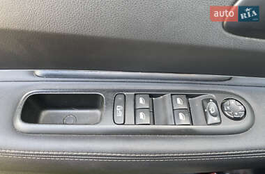 Позашляховик / Кросовер Peugeot 3008 2014 в 