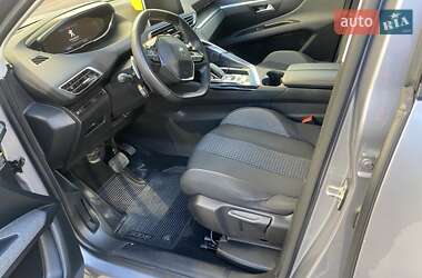 Внедорожник / Кроссовер Peugeot 3008 2020 в 