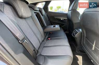 Внедорожник / Кроссовер Peugeot 3008 2022 в 