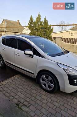 Внедорожник / Кроссовер Peugeot 3008 2012 в 